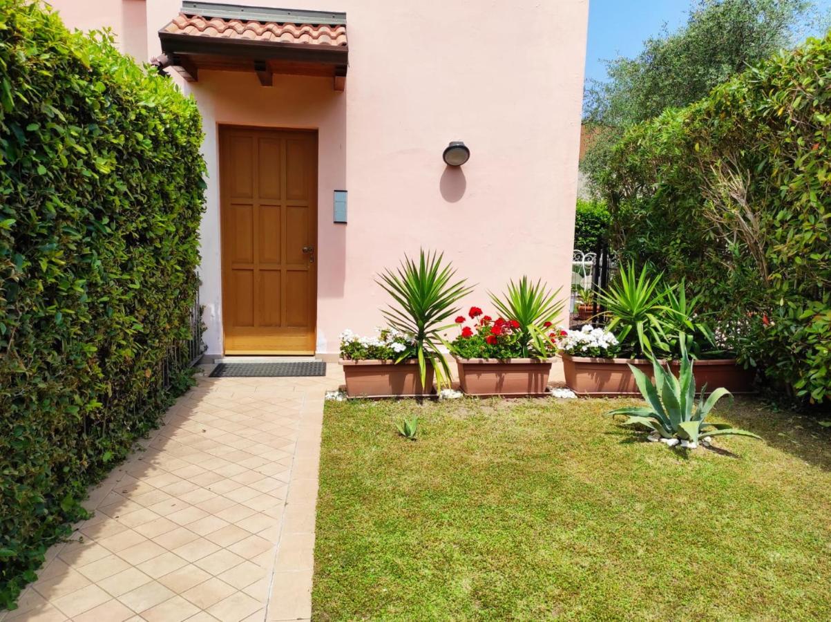 Maison Olive Desenzano del Garda Exterior photo